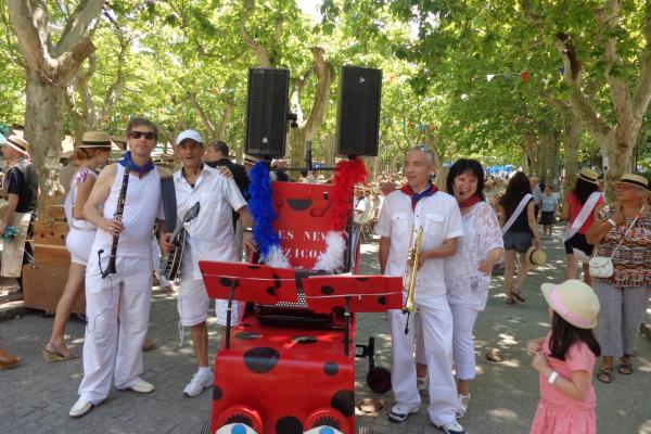 LES NEWS ZICOS ET LA COCCINELLE DU BONHEUR SONORISEE